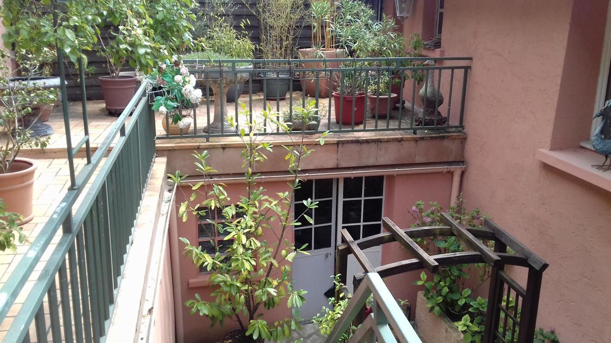 La Maison Rose: Lieu Atypique Hotel Nemours Luaran gambar