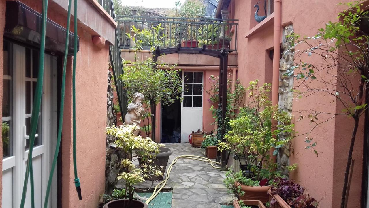La Maison Rose: Lieu Atypique Hotel Nemours Luaran gambar